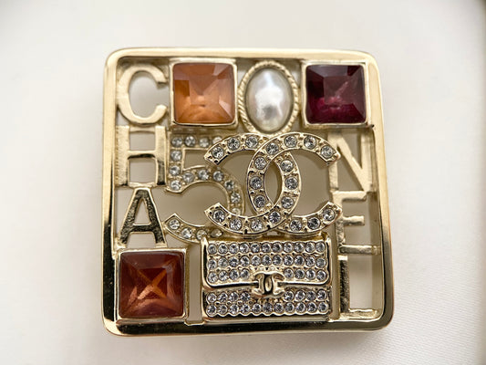【美品】CHANEL シャネル ブローチ 2023-2024 AW新作 マルチカラー