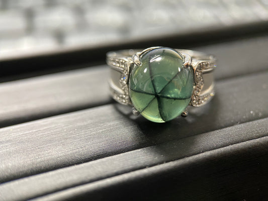 【希少石】トラピッチェエメラルド10.35ct  D0.26ct ダイヤモンドリング