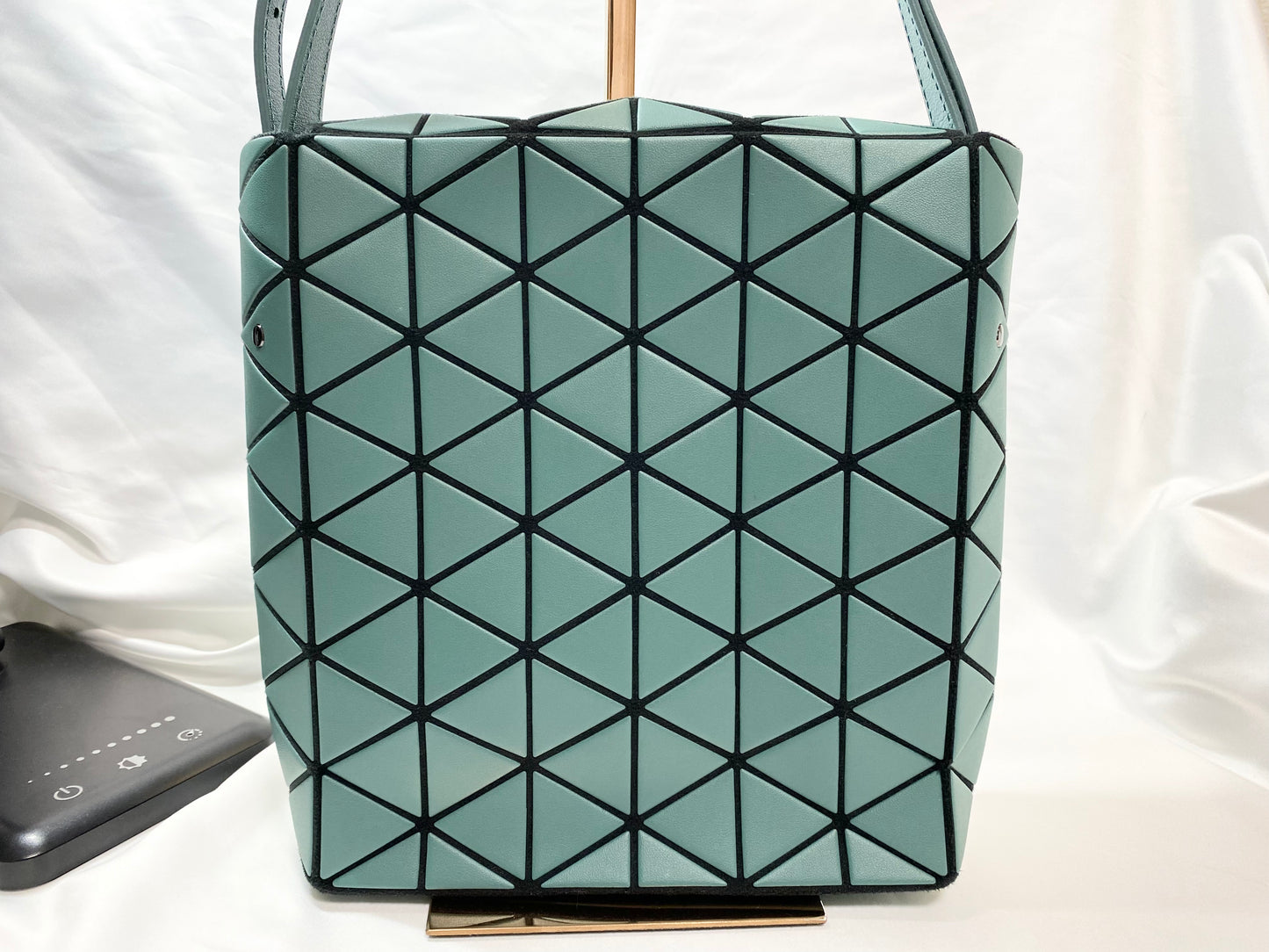 【美品】BAOBAO バオバオ イッセイミヤケ ショルダーバッグ グリーン
