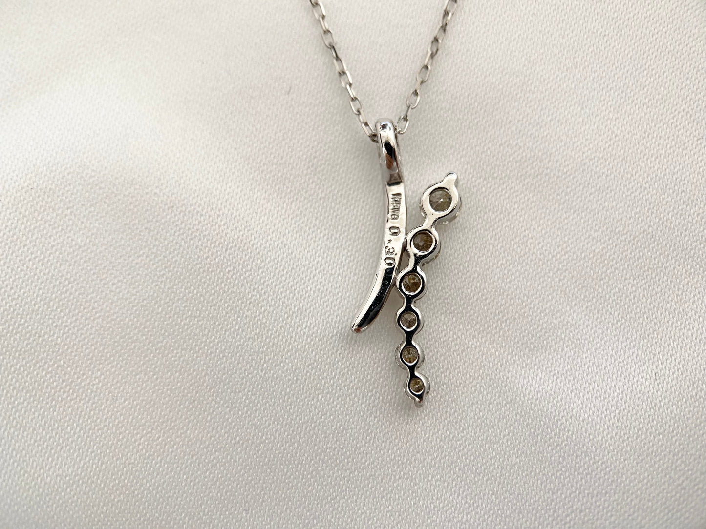 【新品】K18WG ダイヤモンドネックレス D0.30ct