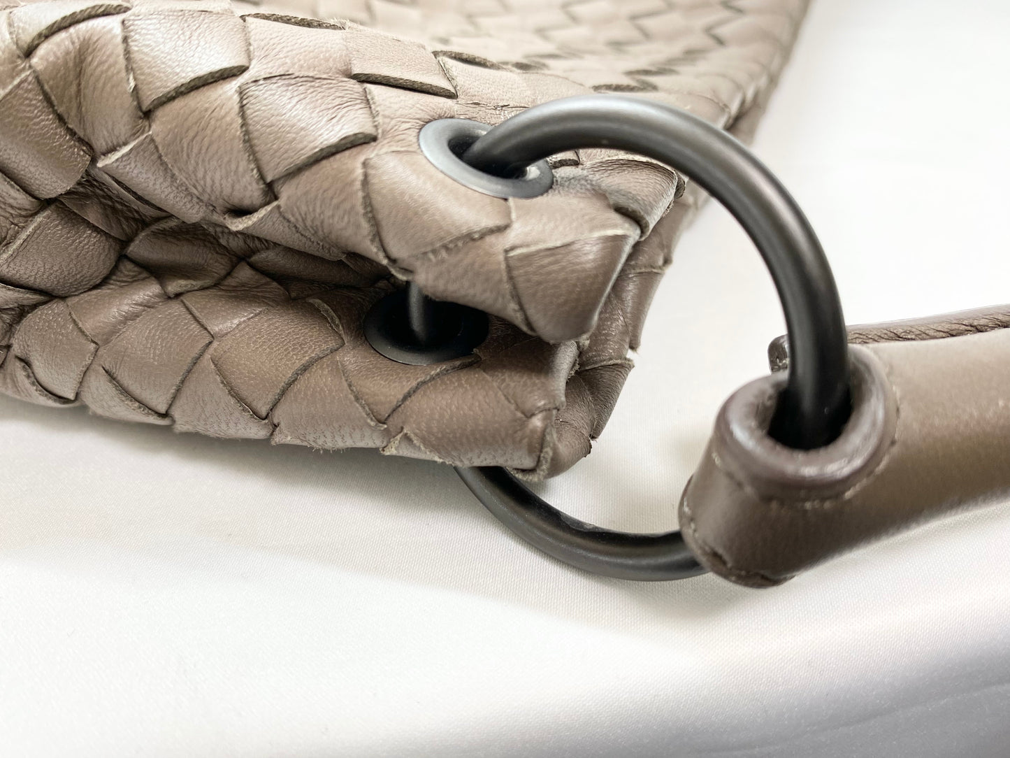 【良品】ボッテガヴェネタ BOTTEGA VENETA イントレチャート ハンドバッグ ミラー付