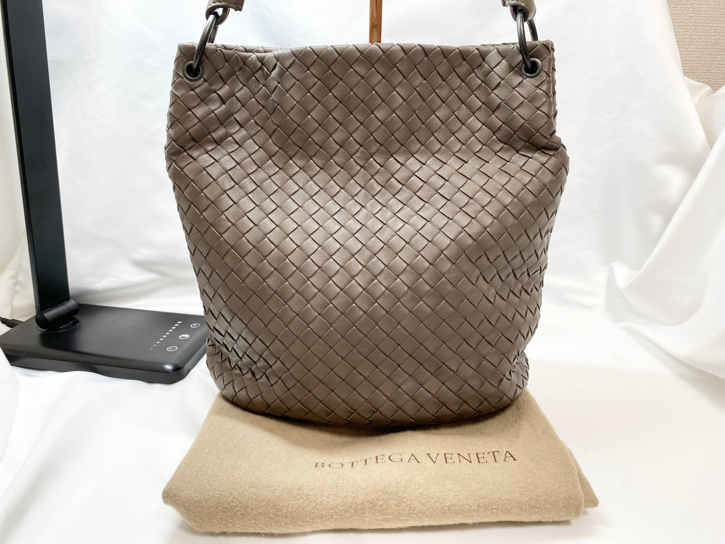 【良品】ボッテガヴェネタ BOTTEGA VENETA イントレチャート ハンドバッグ ミラー付