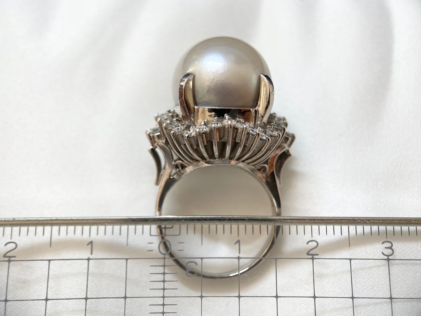 【美品】Pt900 南洋珠パール 14㎜ D0.7ct ダイヤモンドジュエリー 真珠リング