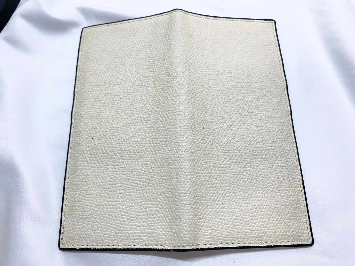 【良品】Valextra ヴァレクストラ シティウォレット ホワイト 長財布