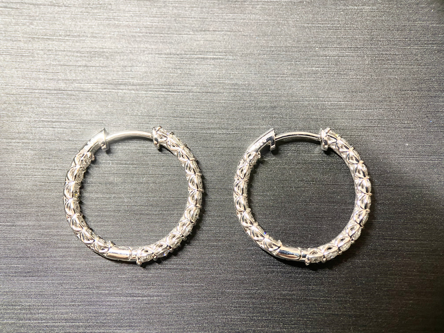 【新品】ダイヤモンドリース ピアス