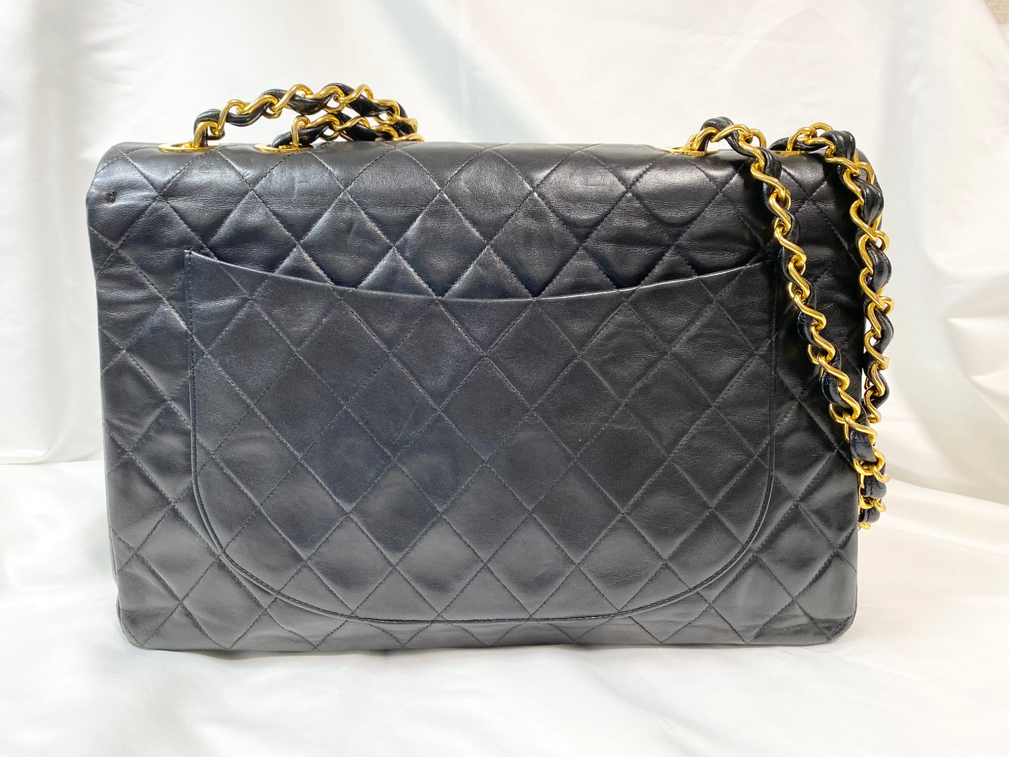 シャネル デカマトラッセ ラムスキン 2番台