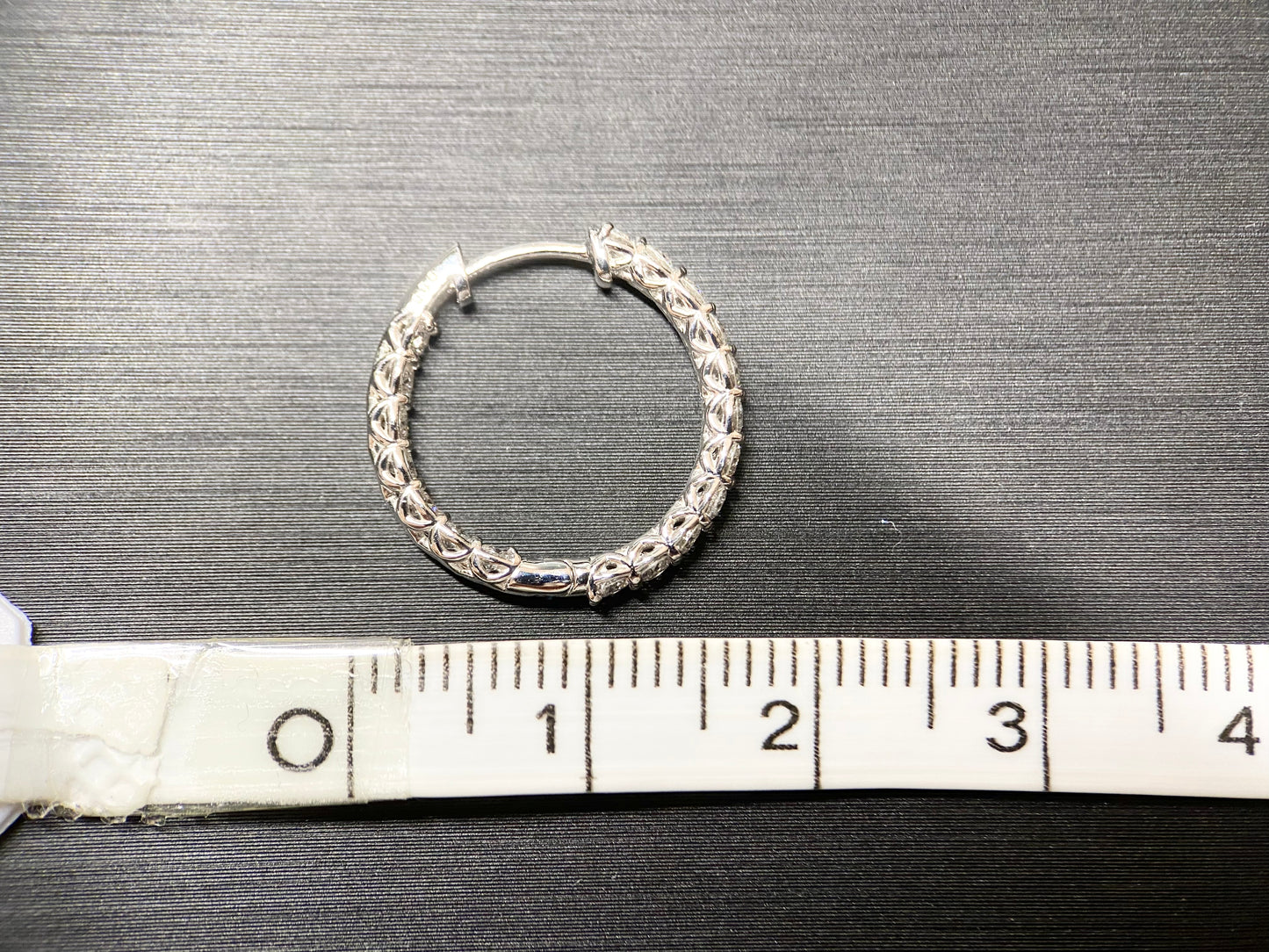 【新品】ダイヤモンドリース ピアス