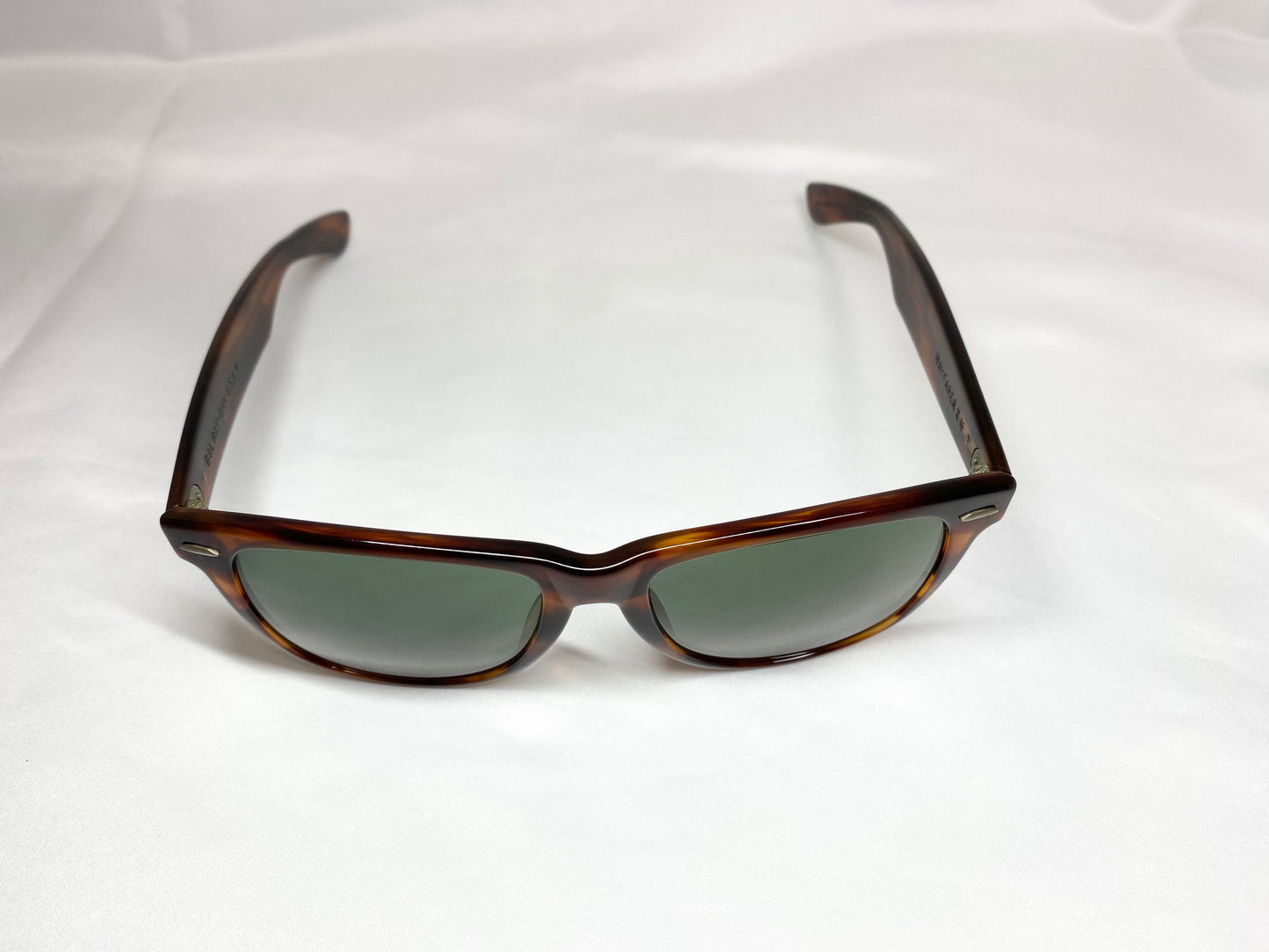 Beautiful Chanel CHANEL Deauville MM Black