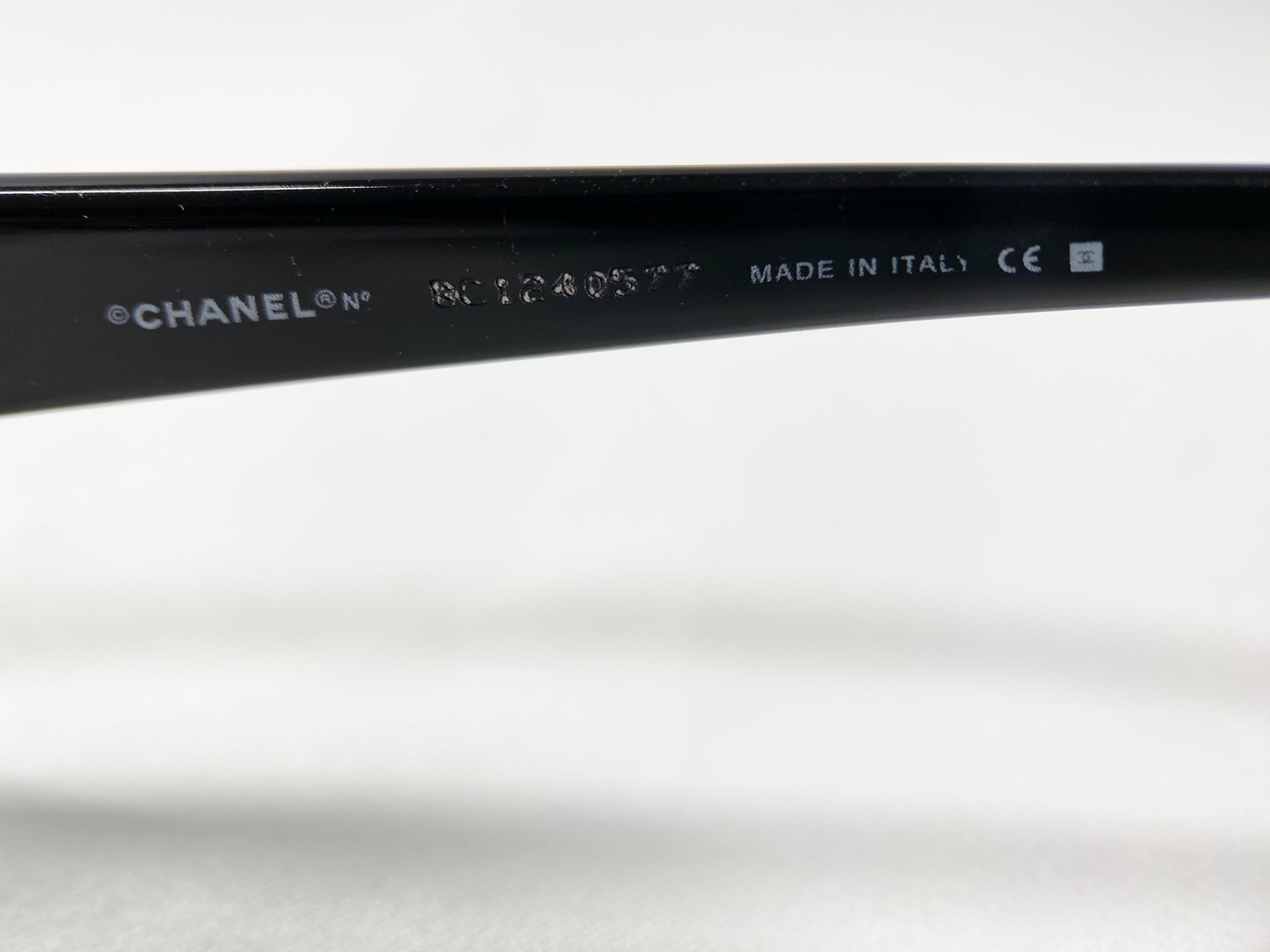 Beautiful Chanel CHANEL Deauville MM Black