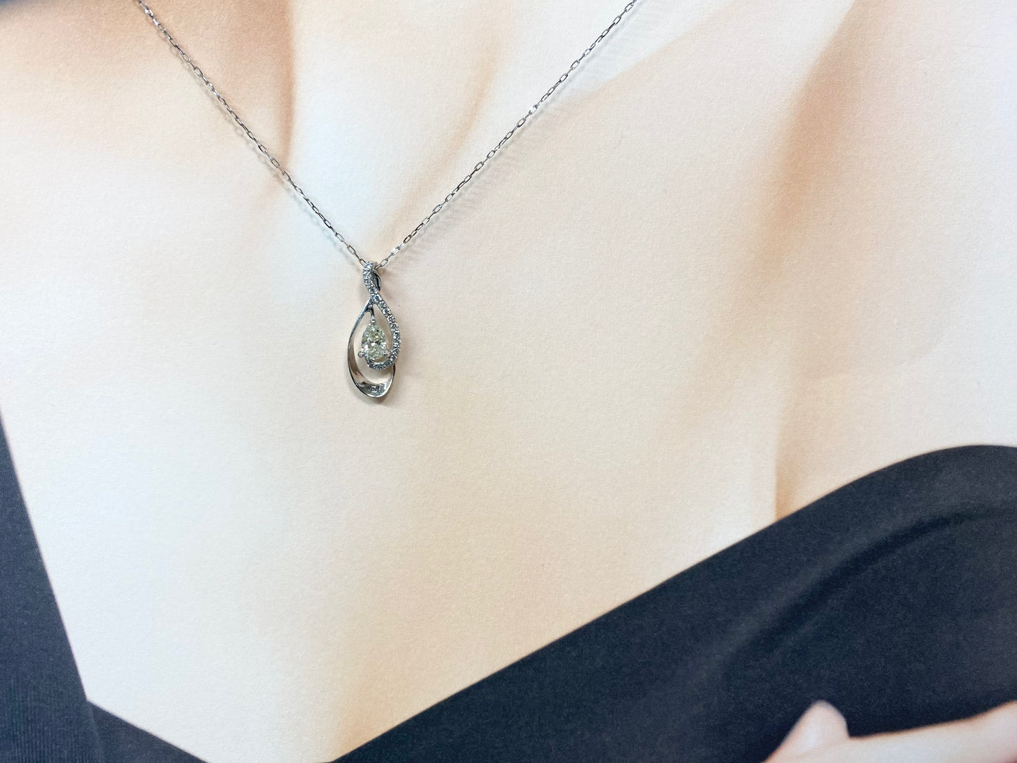 【新品】天使の雫 ダイヤモンドジュエリー ネックレス