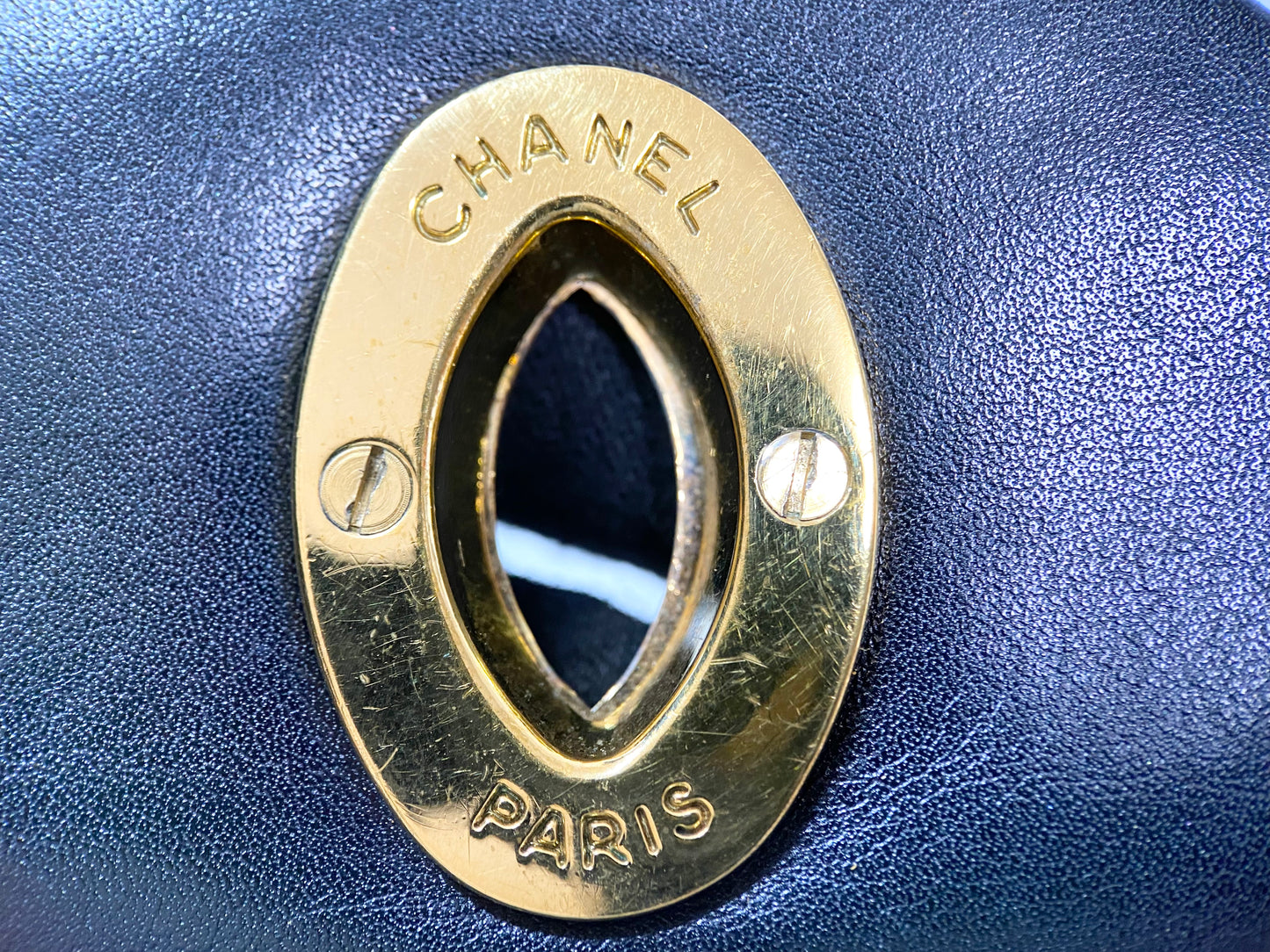 シャネル デカマトラッセ ラムスキン 2番台