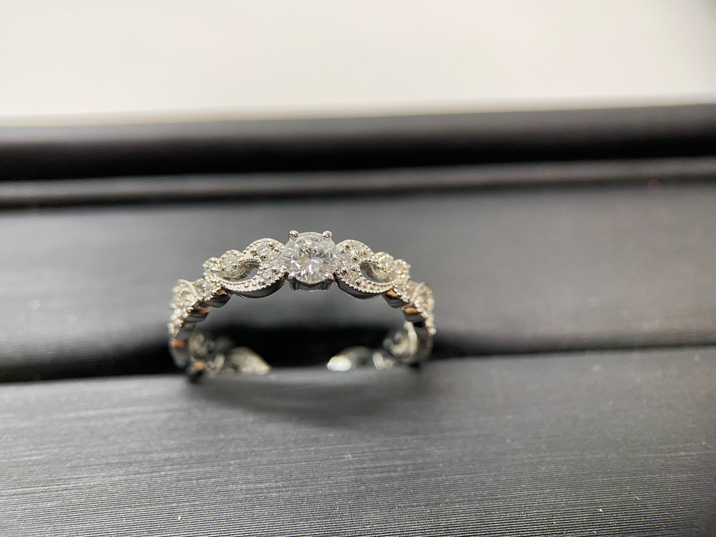 【新品】ティアラモチーフ ダイヤモンドジュエリー リング