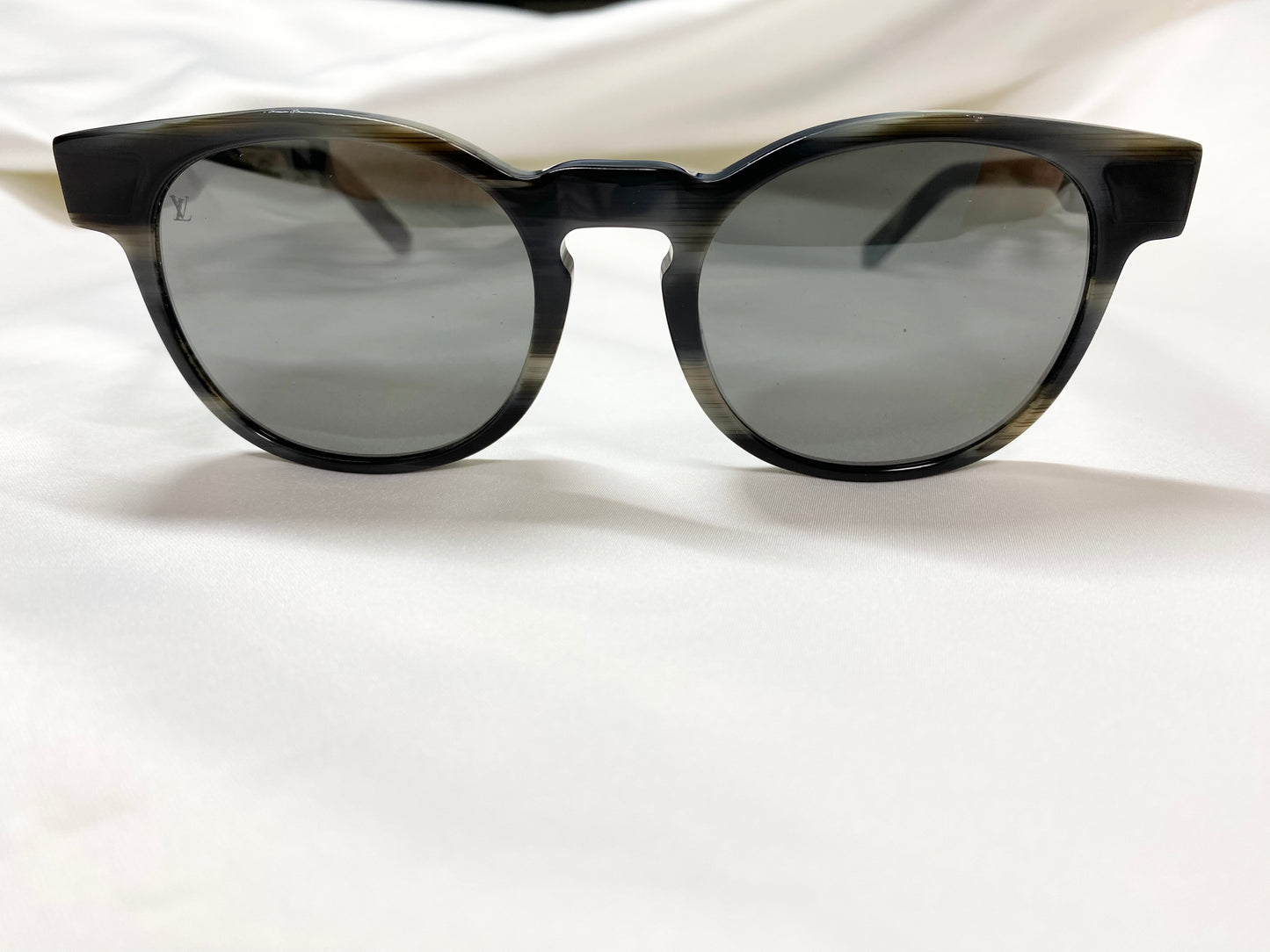 Beautiful Chanel CHANEL Deauville MM Black