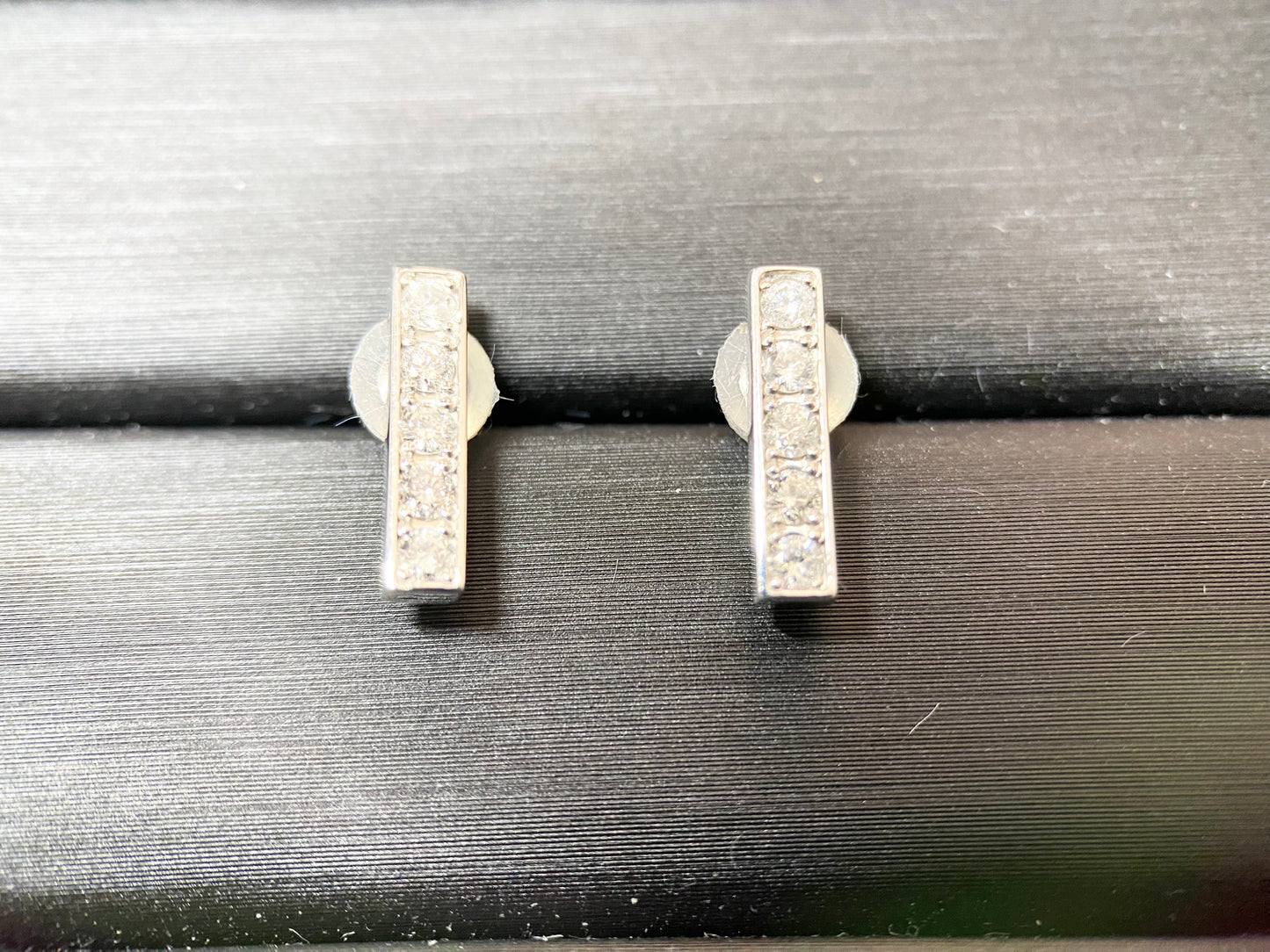 【新品】敢えての長方形ピアス ダイヤモンドジュエリー