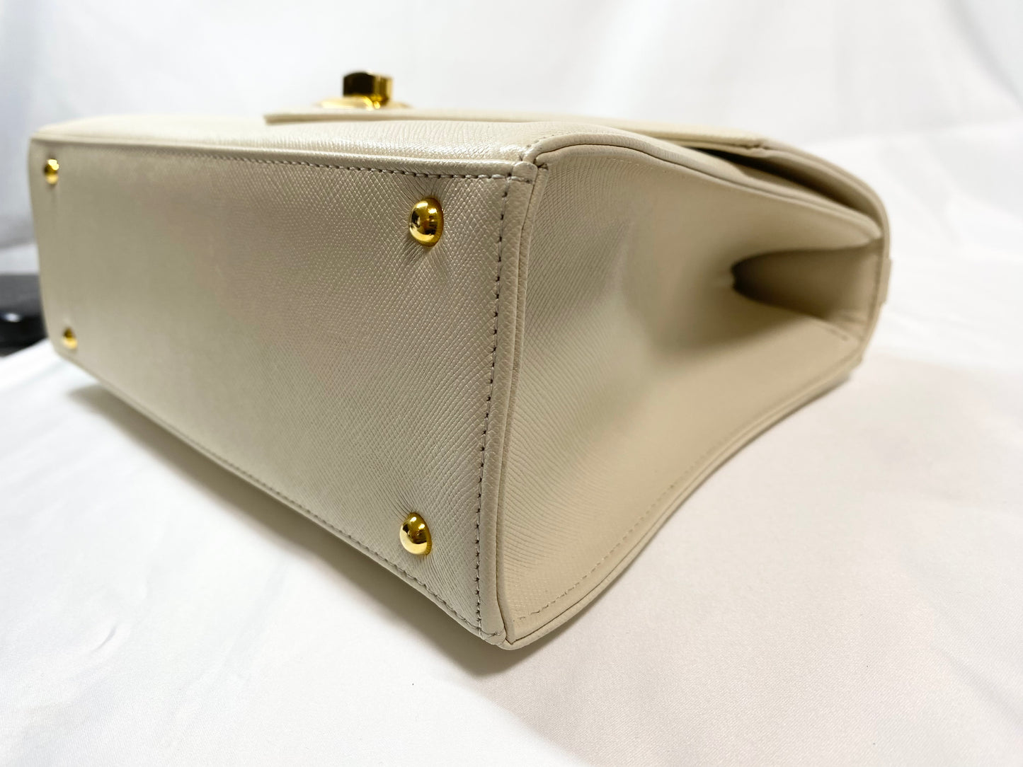 【美品】ジバンシー GIVENCHY レザー2Way ハンドバッグ ホワイトベージュ