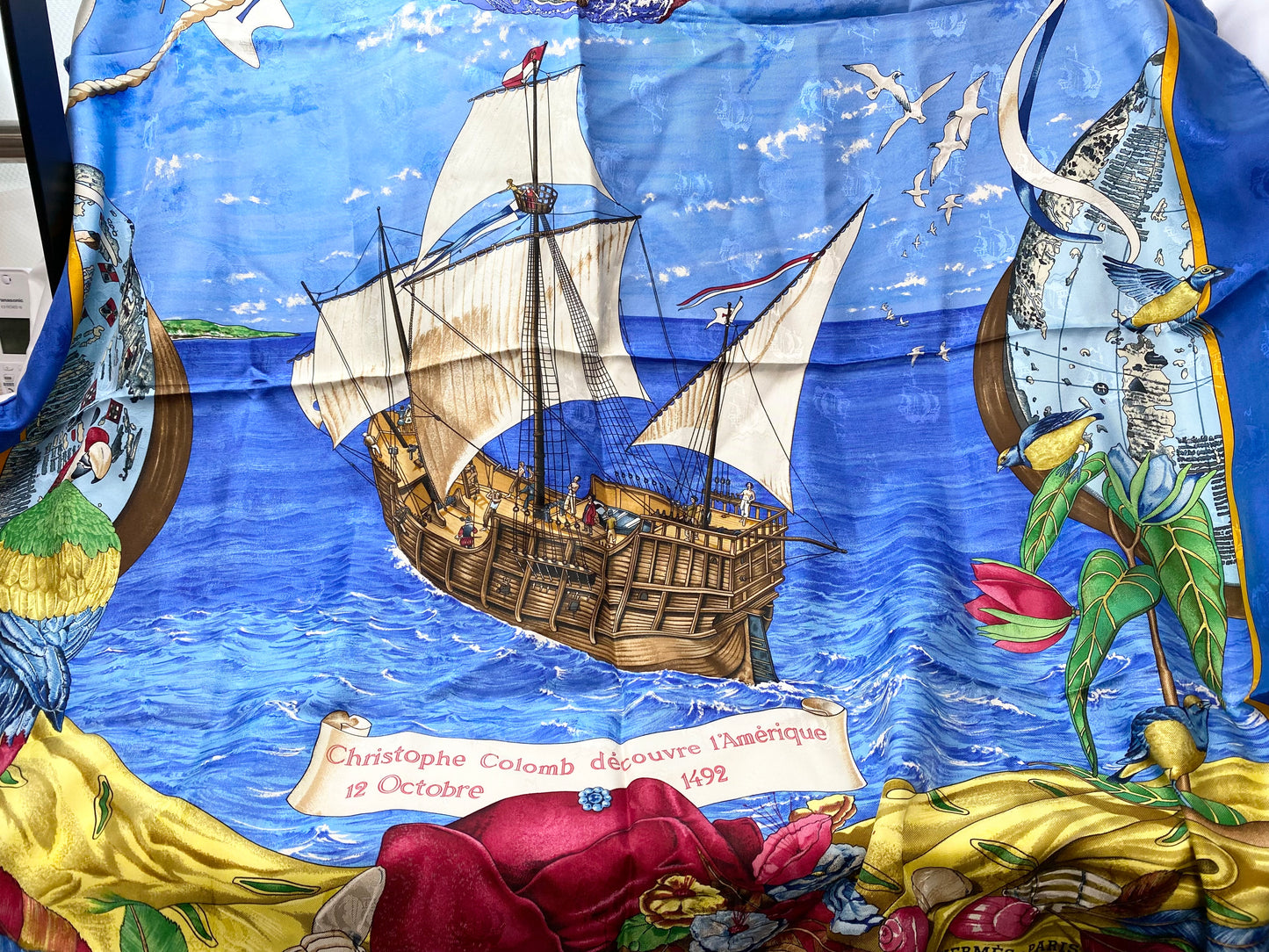 Hermès Hermès Carré 90 silk scarf Americas