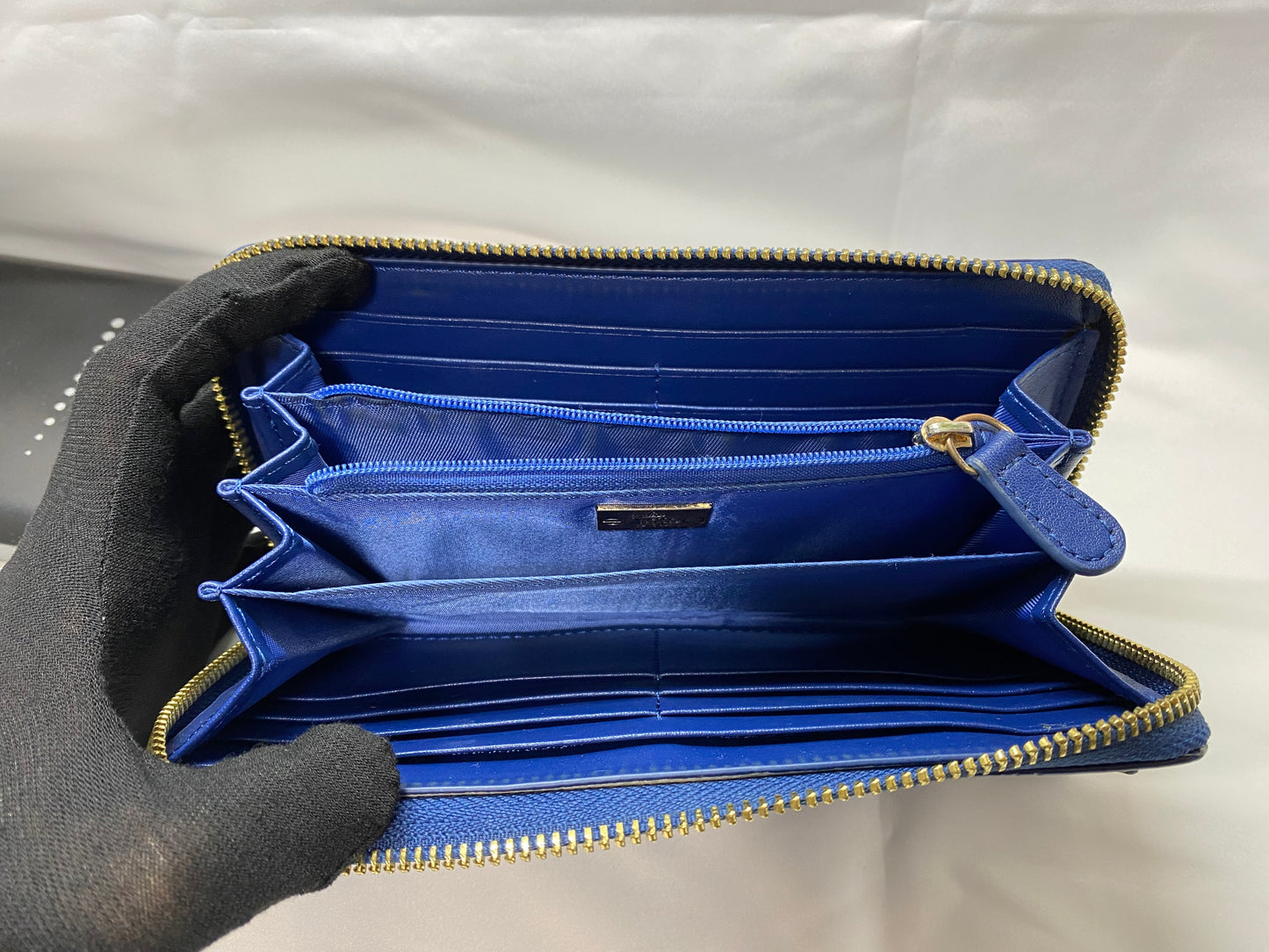 Vivienne Westwood Round Zipper Long Wallet Enamel Blue