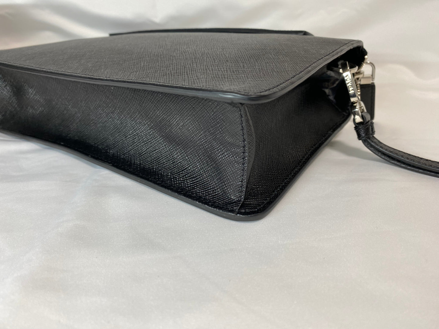 Beautiful Prada PRADA Saffiano Leather Clutch Bag Black