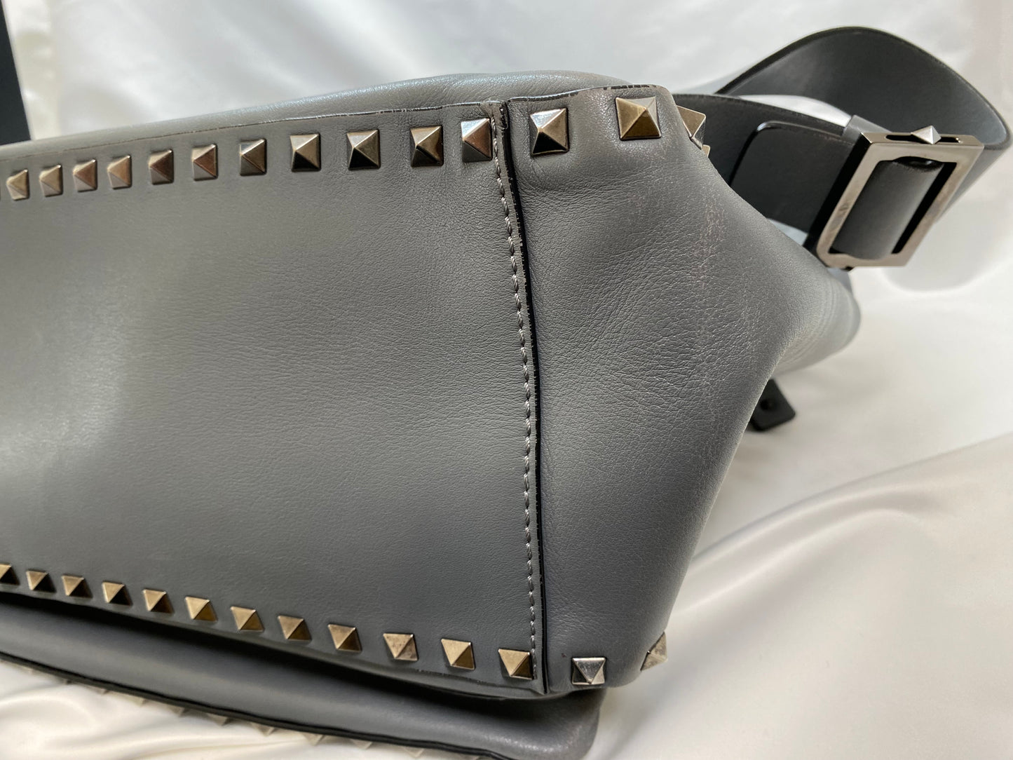Valentino Garavani Valentino Garavani Studded Backpack Backpack