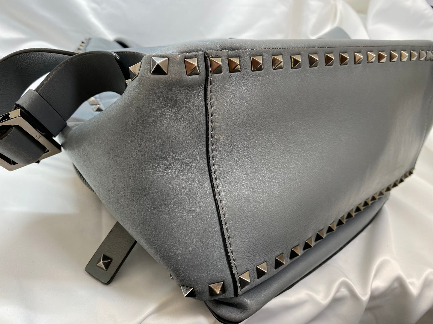 Valentino Garavani Valentino Garavani Studded Backpack Backpack