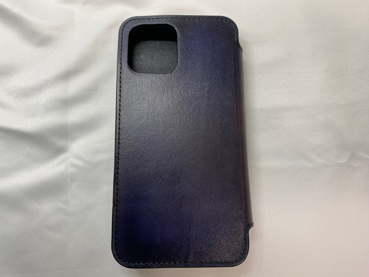 Berluti BERLUTI iPhone12/12PRO Notebook Case Calligraphy Purple