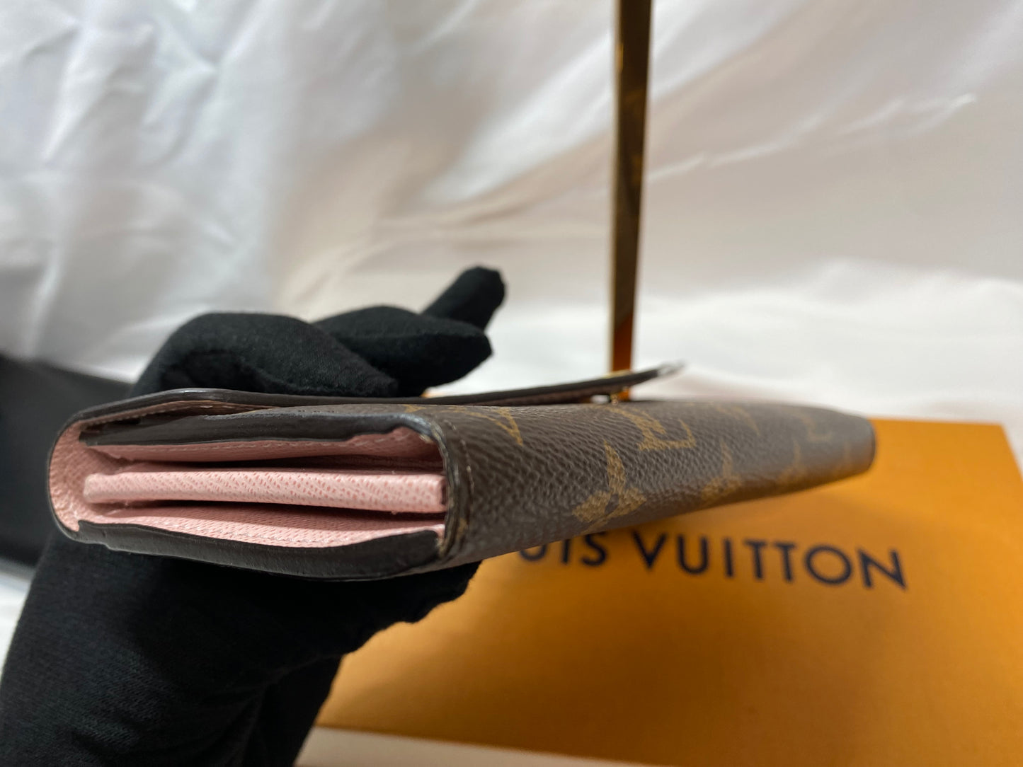 Louis Vuitton LOUIS VUITTON Porte Feuille Sara Rose Ballerine