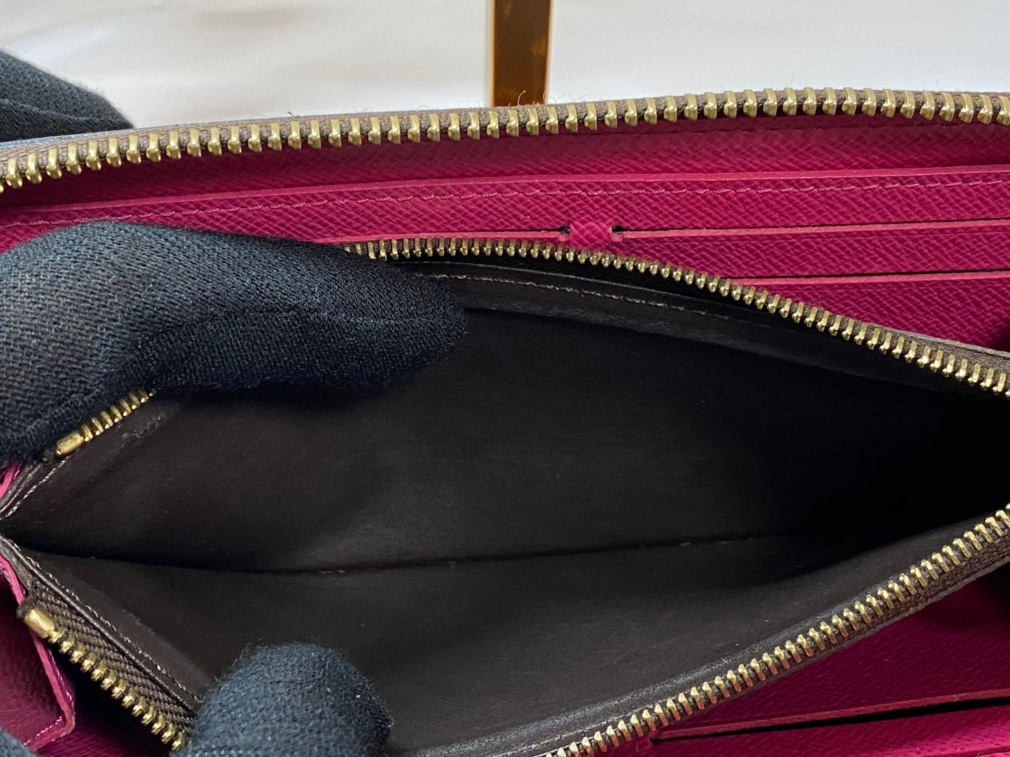 ルイ・ヴィトン LOUIS VUITTON ポルトフォイユ クレマンス フラワーチャーム モノグラム ジッピーウォレット