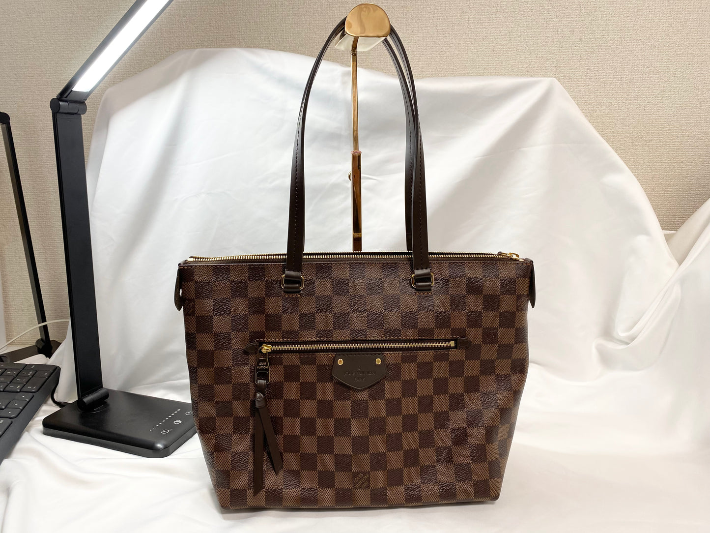 Beautiful Louis Vuitton LOUIS VUITTON Damier Jena PM