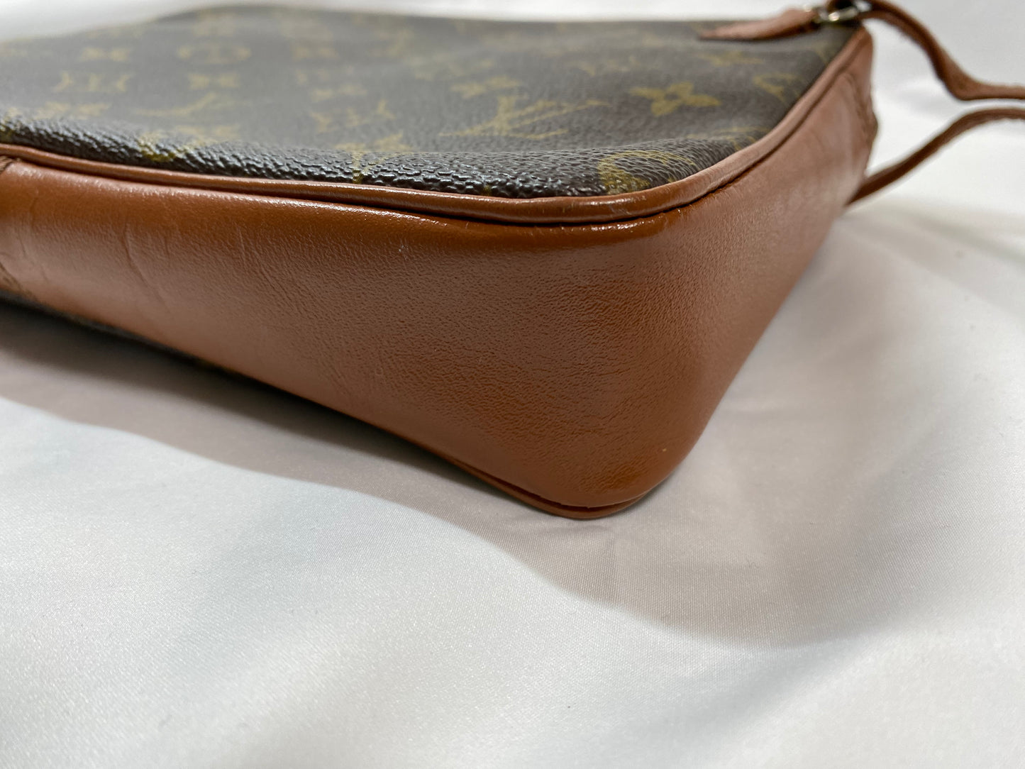 Louis Vuitton LOUIS VUITTON Monogram Pochette Sport