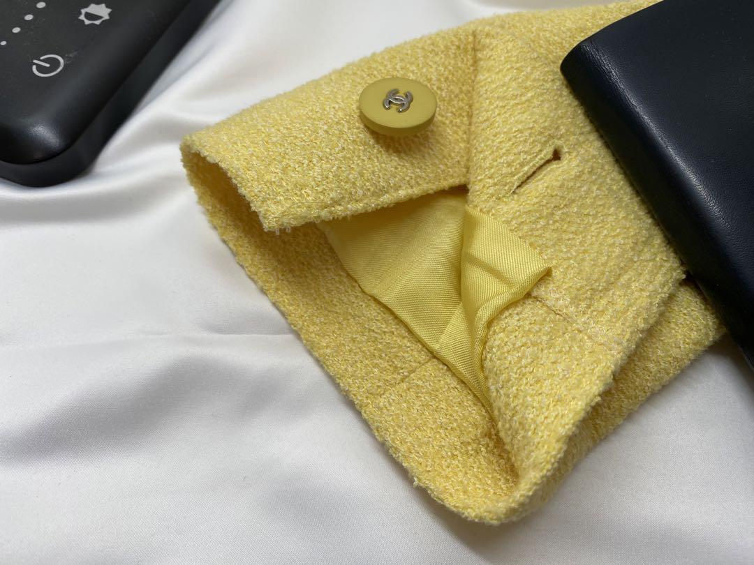 Beautiful Chanel CHANEL Set-up Suit Yellow 36