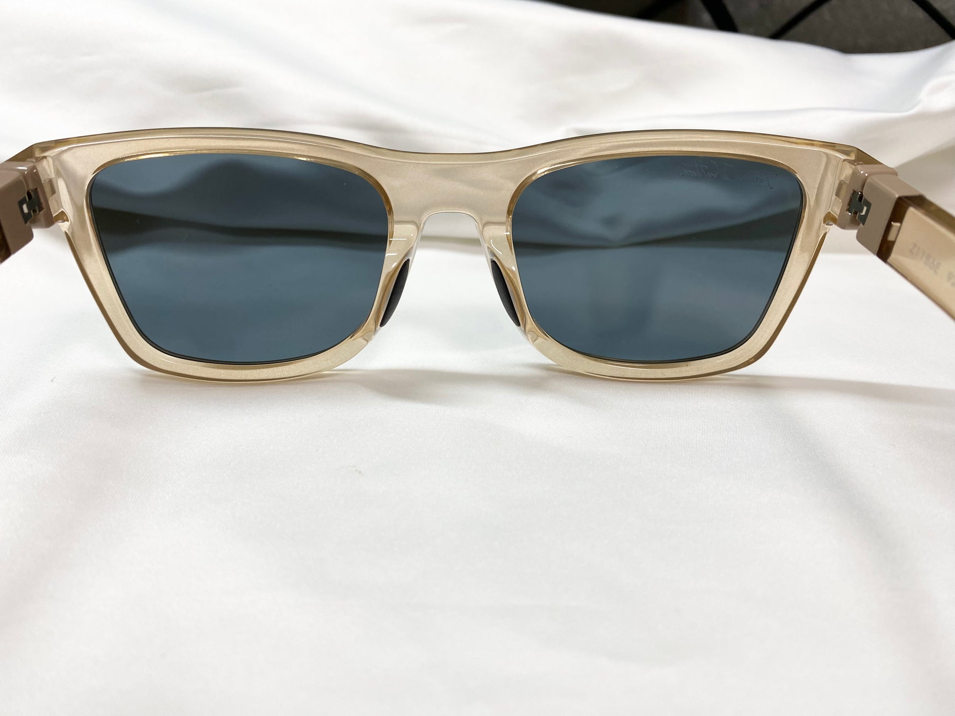 【美品】ルイ・ヴィトン LOUIS VUITTON サングラス Z1186E クリアゴールド