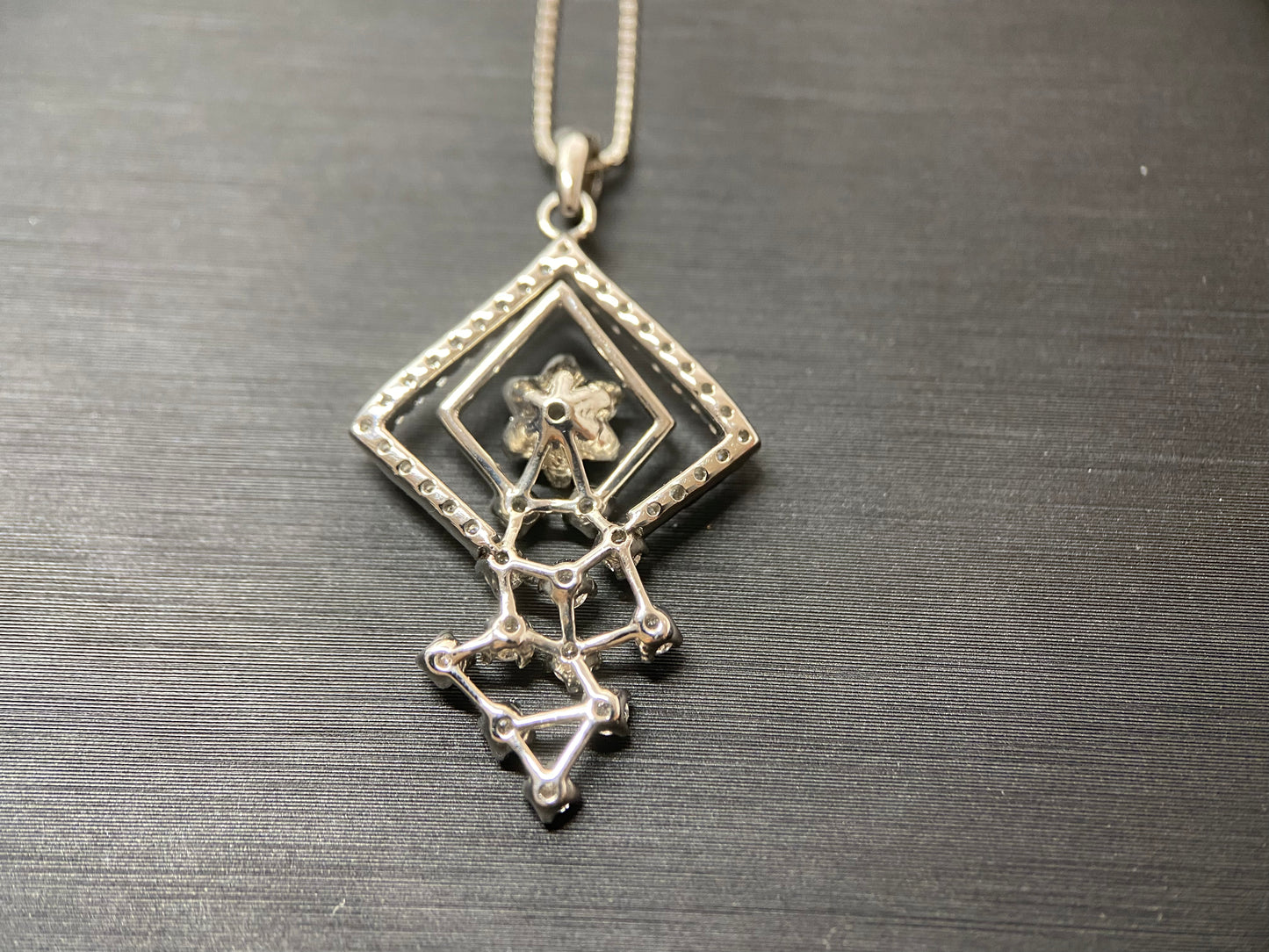 New] Tiny Flower Garden Diamond Jewelry Necklace