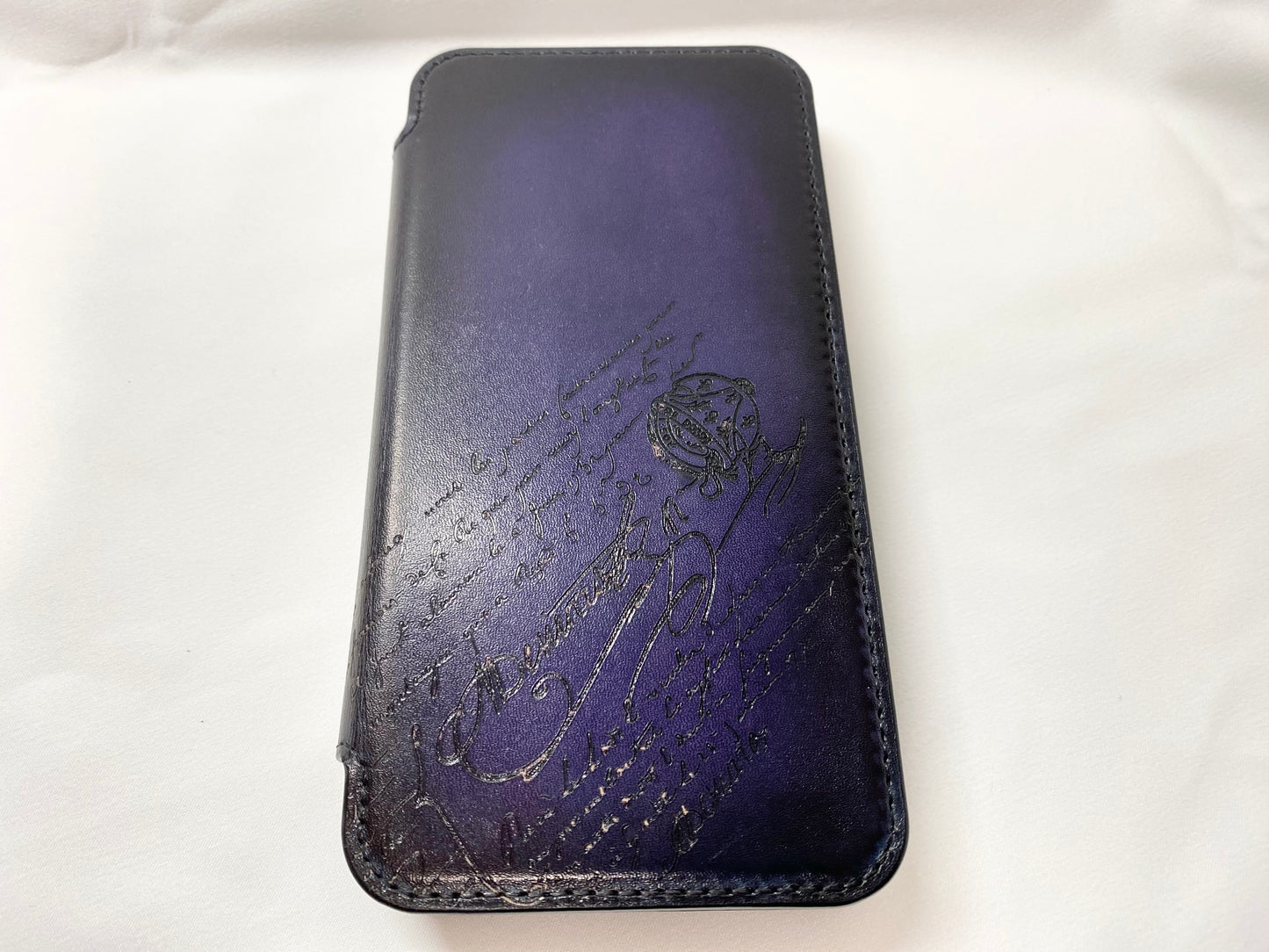 Berluti BERLUTI iPhone12/12PRO Notebook Case Calligraphy Purple
