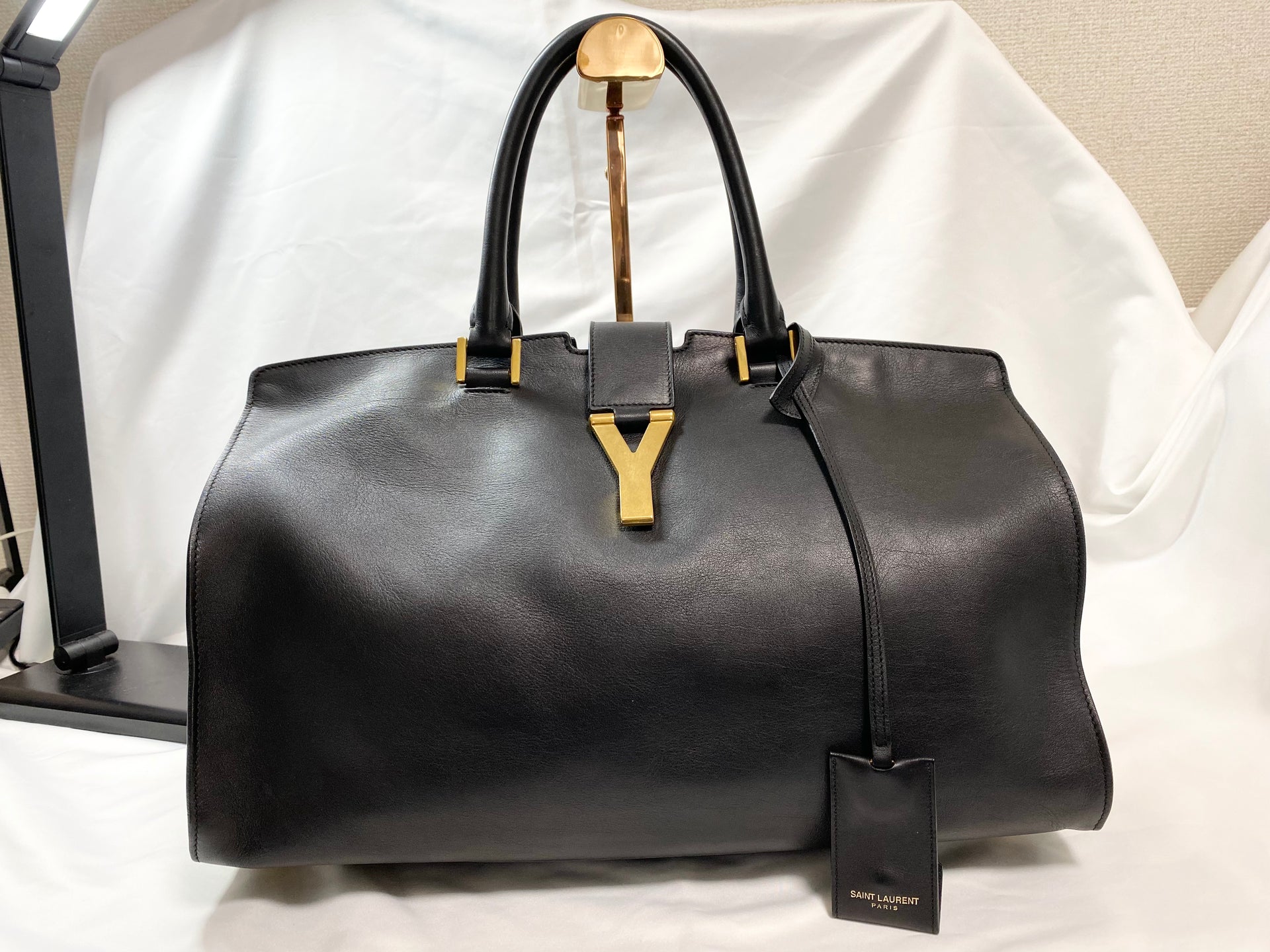YVES SAINT LAURENT カバス レザー ボストンバッグ 大容量 YVES SAINT LAURENT カバス レザー ボストンバッグ 大容量